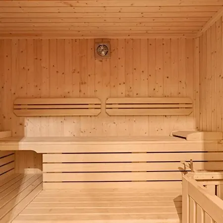 Chalet Atresort Au Coeur Des Neiges Indoor Pool&spa With 4 Bedroom - What'app - 0034-635-520-036 - For Reservations!! Villa